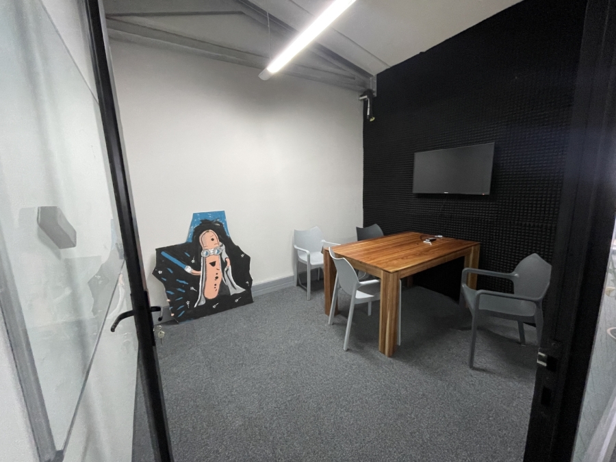 To Let commercial Property for Rent in Green Point Western Cape